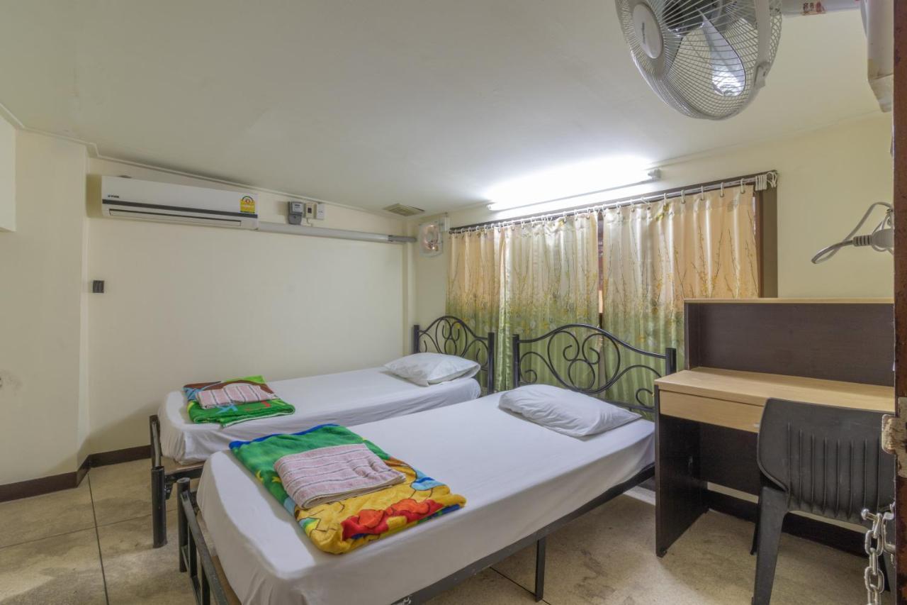 7 Holder Guesthouse Bangkok Eksteriør bilde