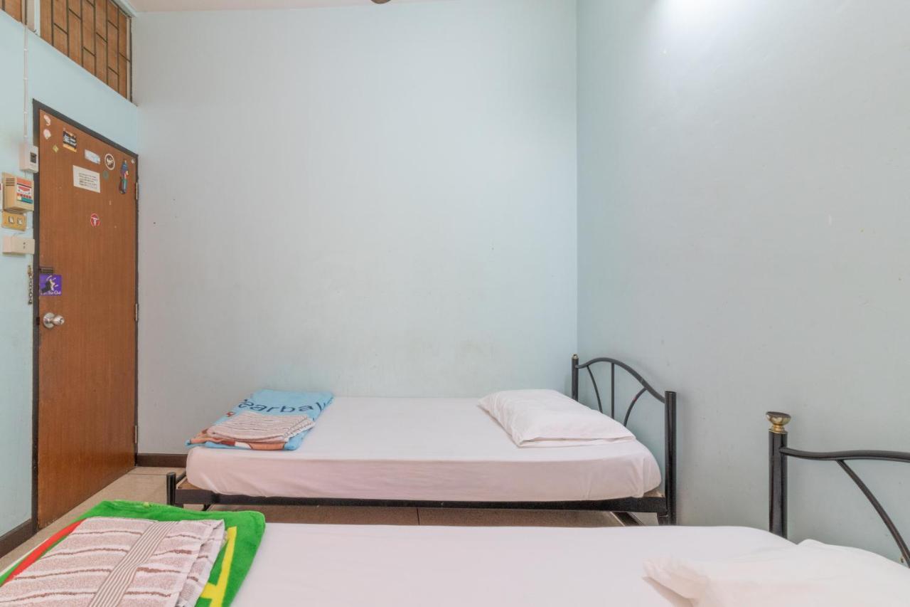 7 Holder Guesthouse Bangkok Eksteriør bilde