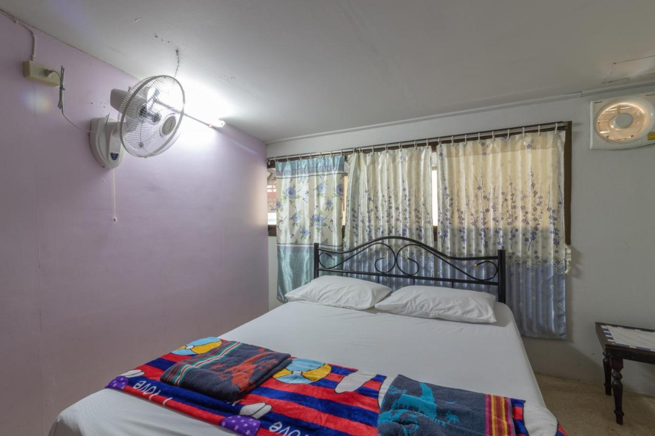 7 Holder Guesthouse Bangkok Eksteriør bilde