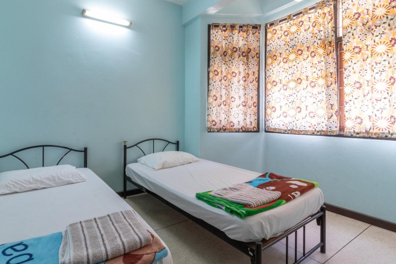 7 Holder Guesthouse Bangkok Eksteriør bilde