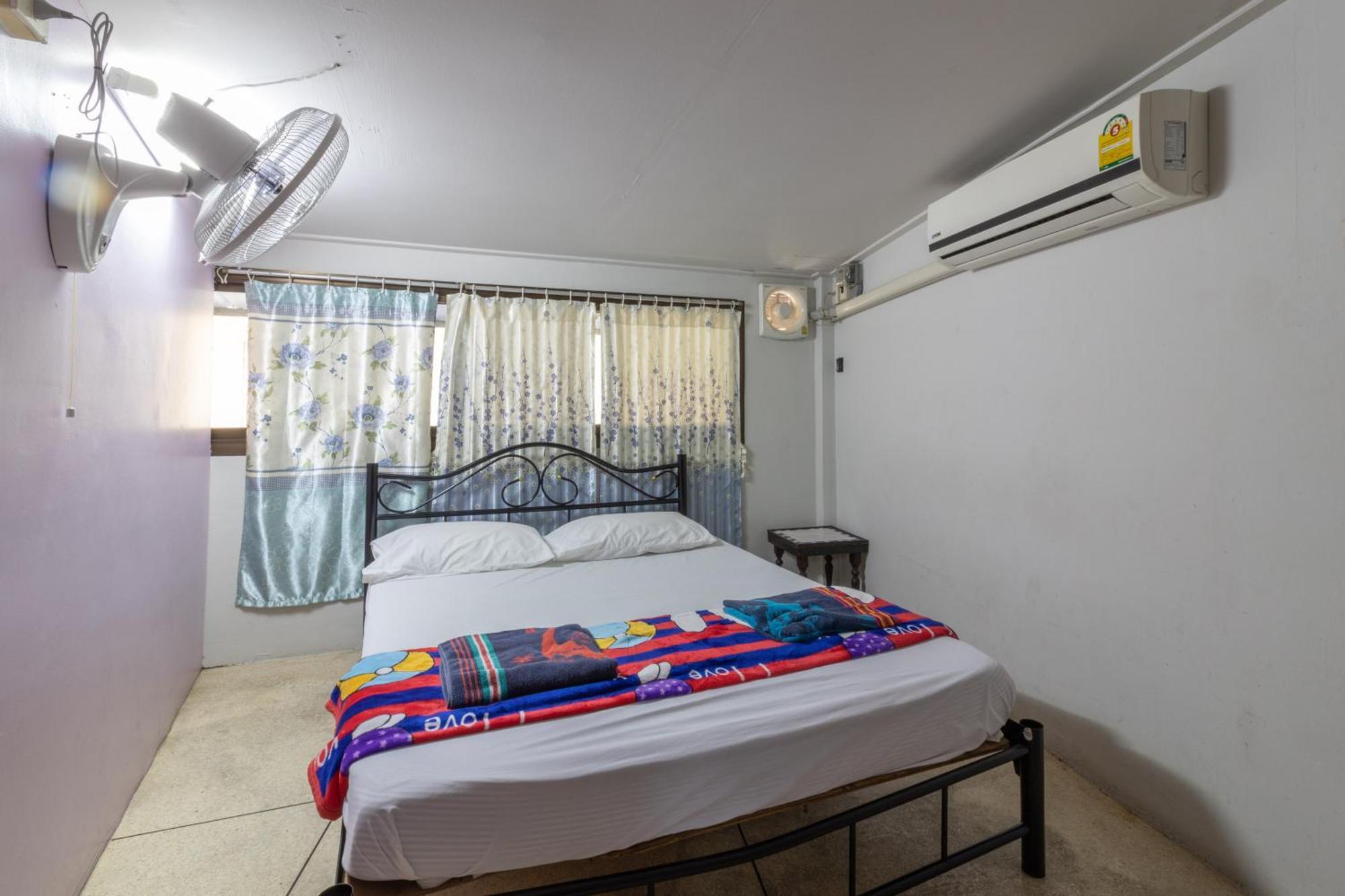 7 Holder Guesthouse Bangkok Eksteriør bilde
